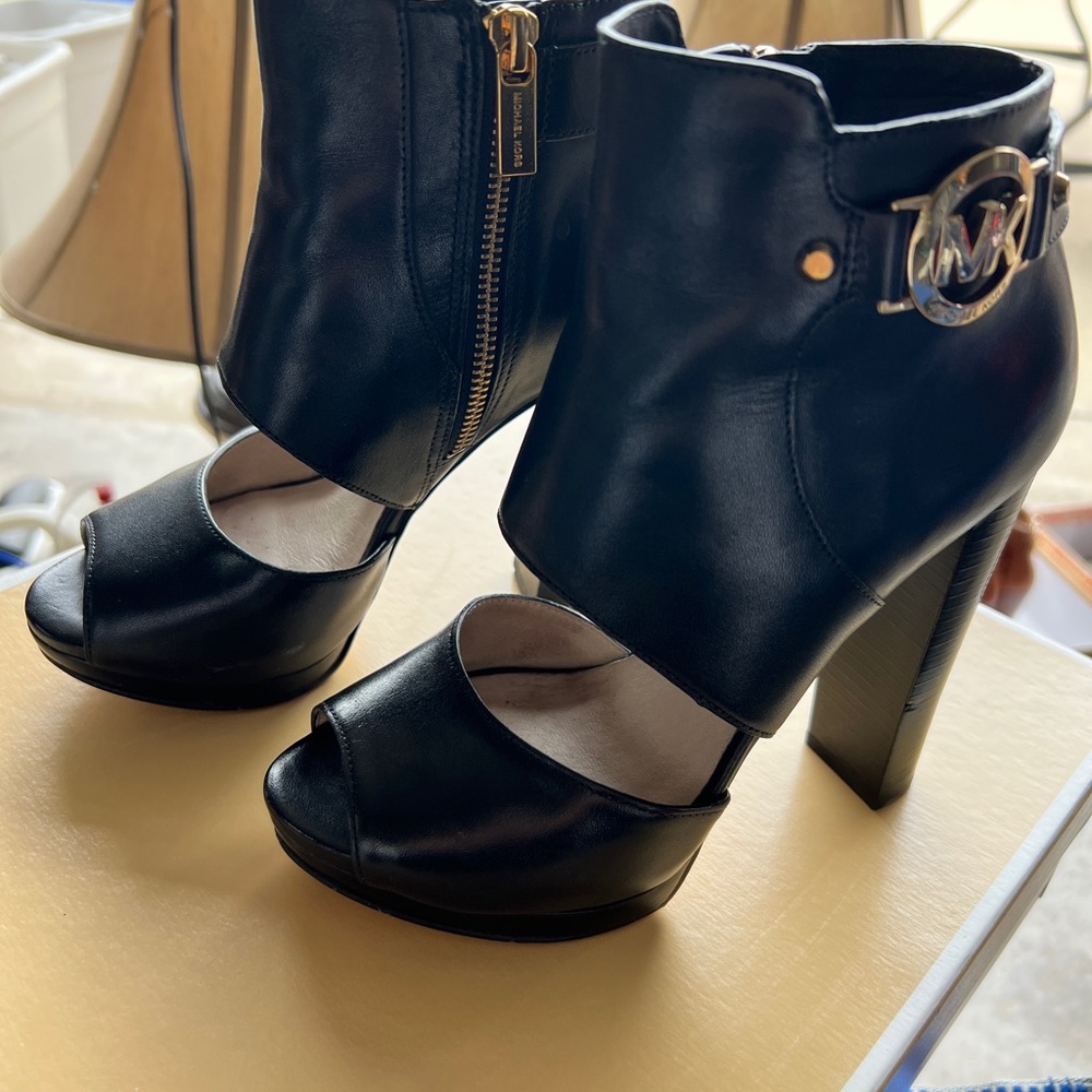 Michael Kors Wyatt Open Toe Booties